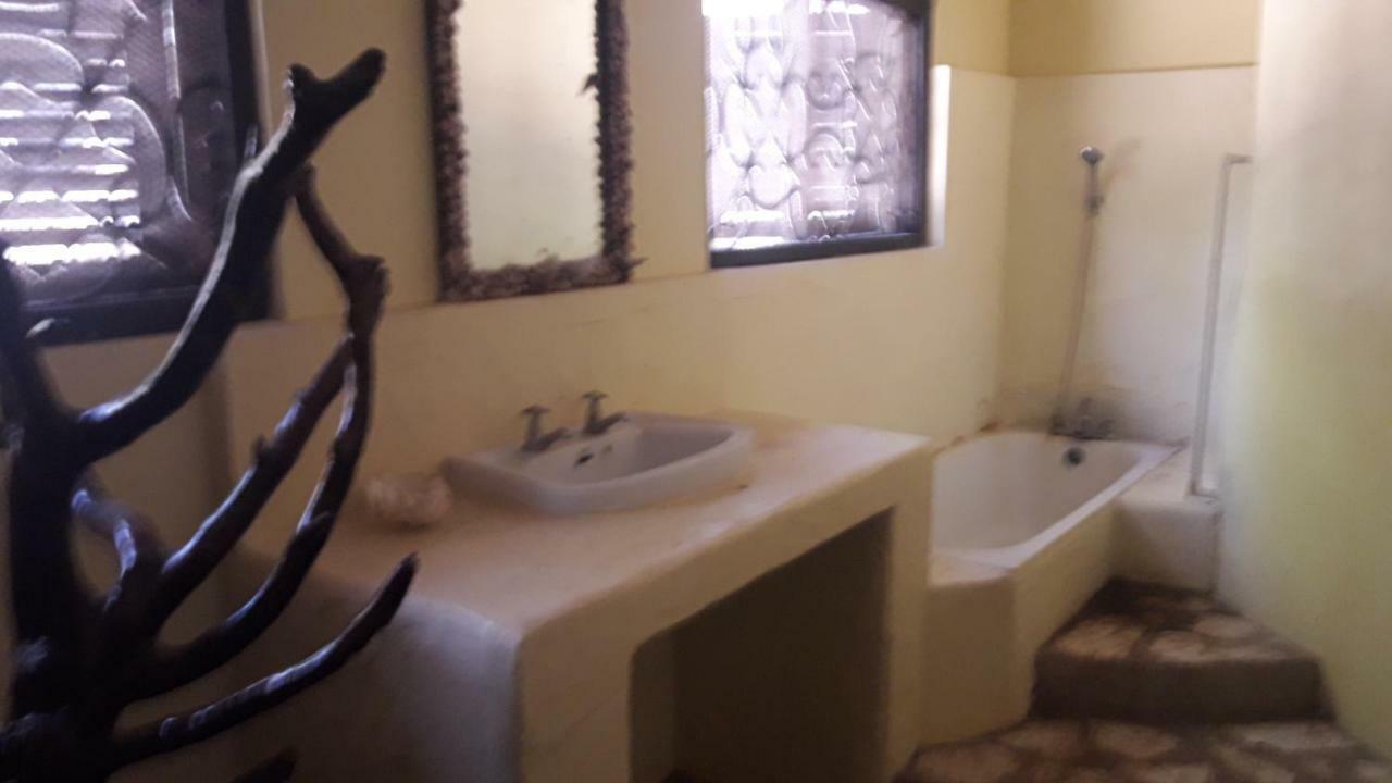 Bed and Breakfast Kiloran Funzi House Экстерьер фото